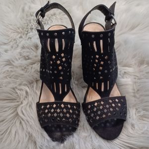 Shoe Dazzle Black Laser Cut Stud Block Heel Shoes Booties Size 9.5